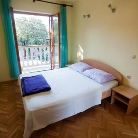 Luka Apartamento *