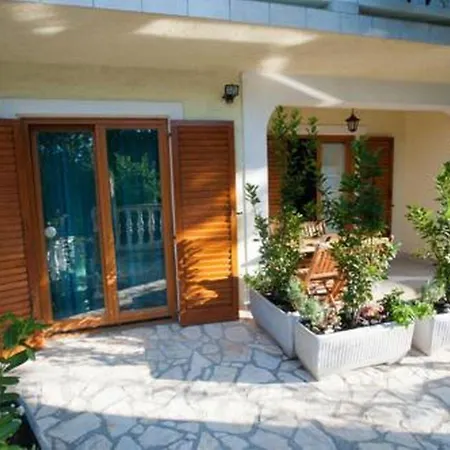 Apartamento Luka *